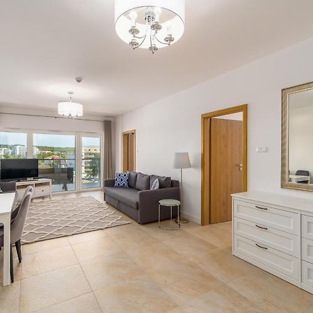 Family Holiday Apartment Aquamarina Prima By Noclegi Renters Miedzyzdroje Dış mekan fotoğraf