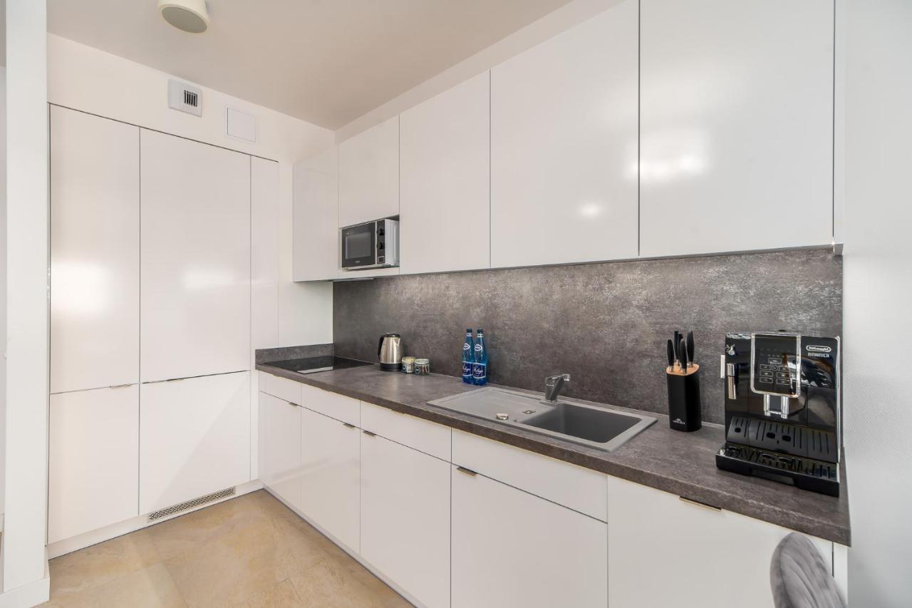 Family Holiday Apartment Aquamarina Prima By Noclegi Renters Miedzyzdroje Dış mekan fotoğraf